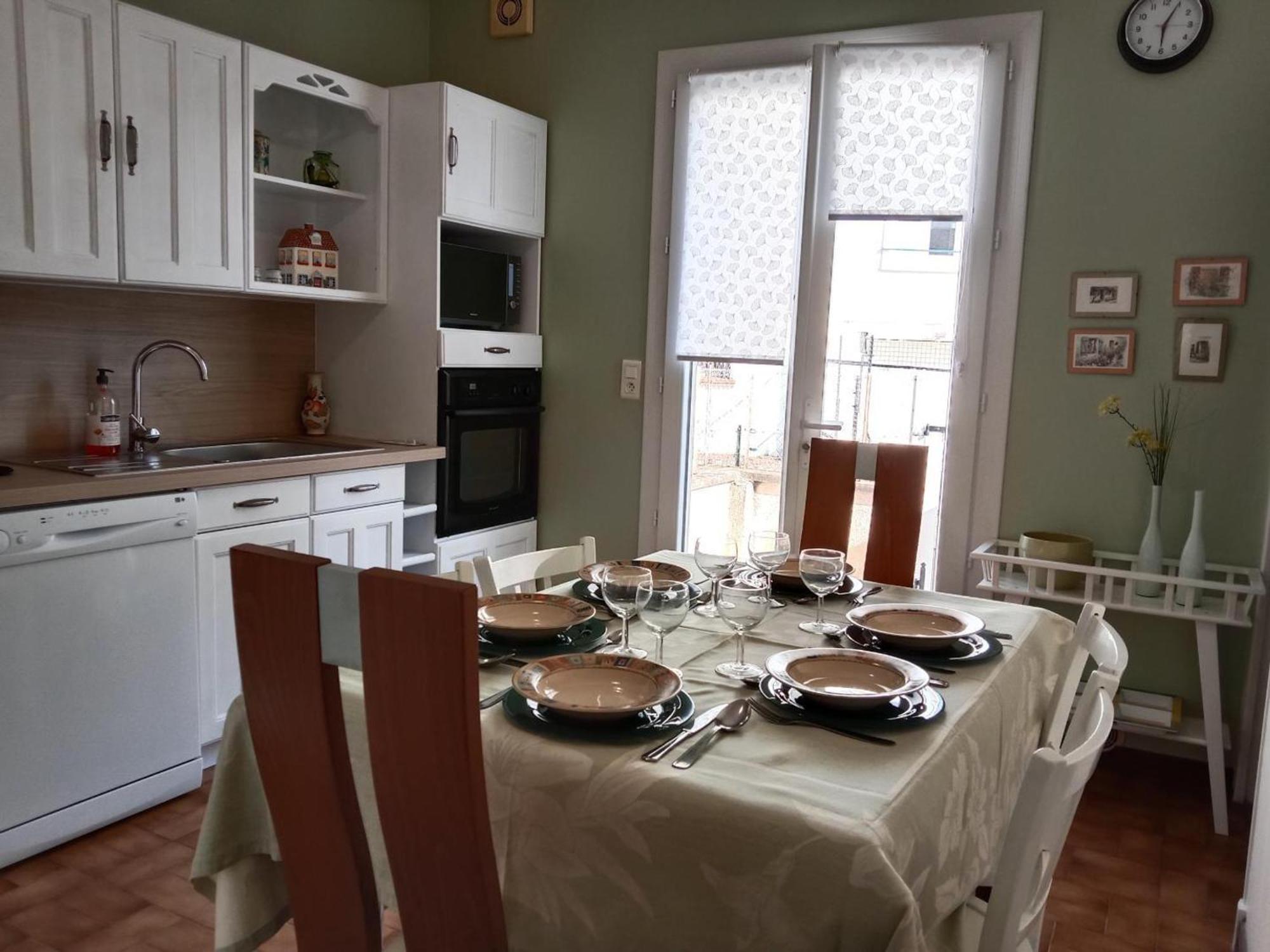 Maison Renovee Proche Vichy : 3 Chambres, Cour Fermee, Tout Inclus, Ideal Curistes Et Activites Naturelles - Fr-1-489-481 Bellerive-sur-Allier Exterior foto